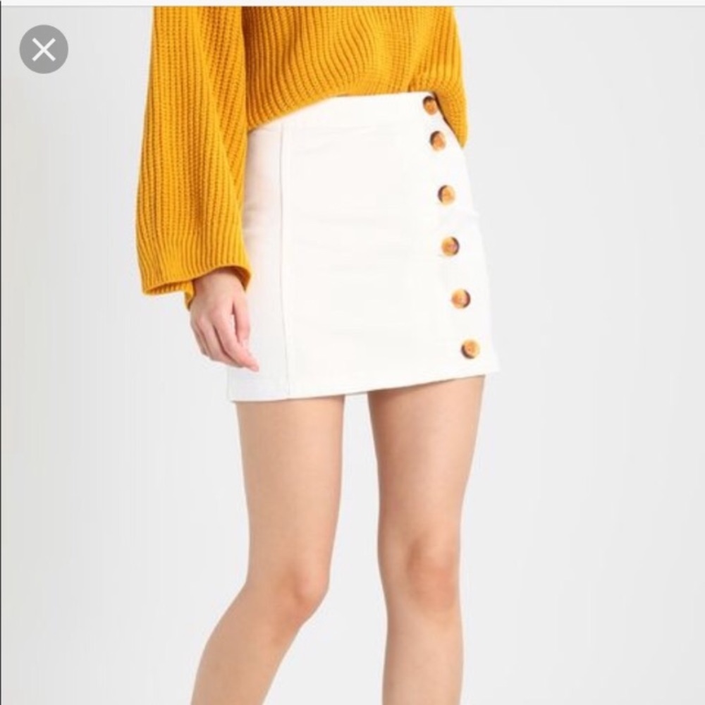 FREE PEOPLE Little Daises Mini Skirt / White / Size 2